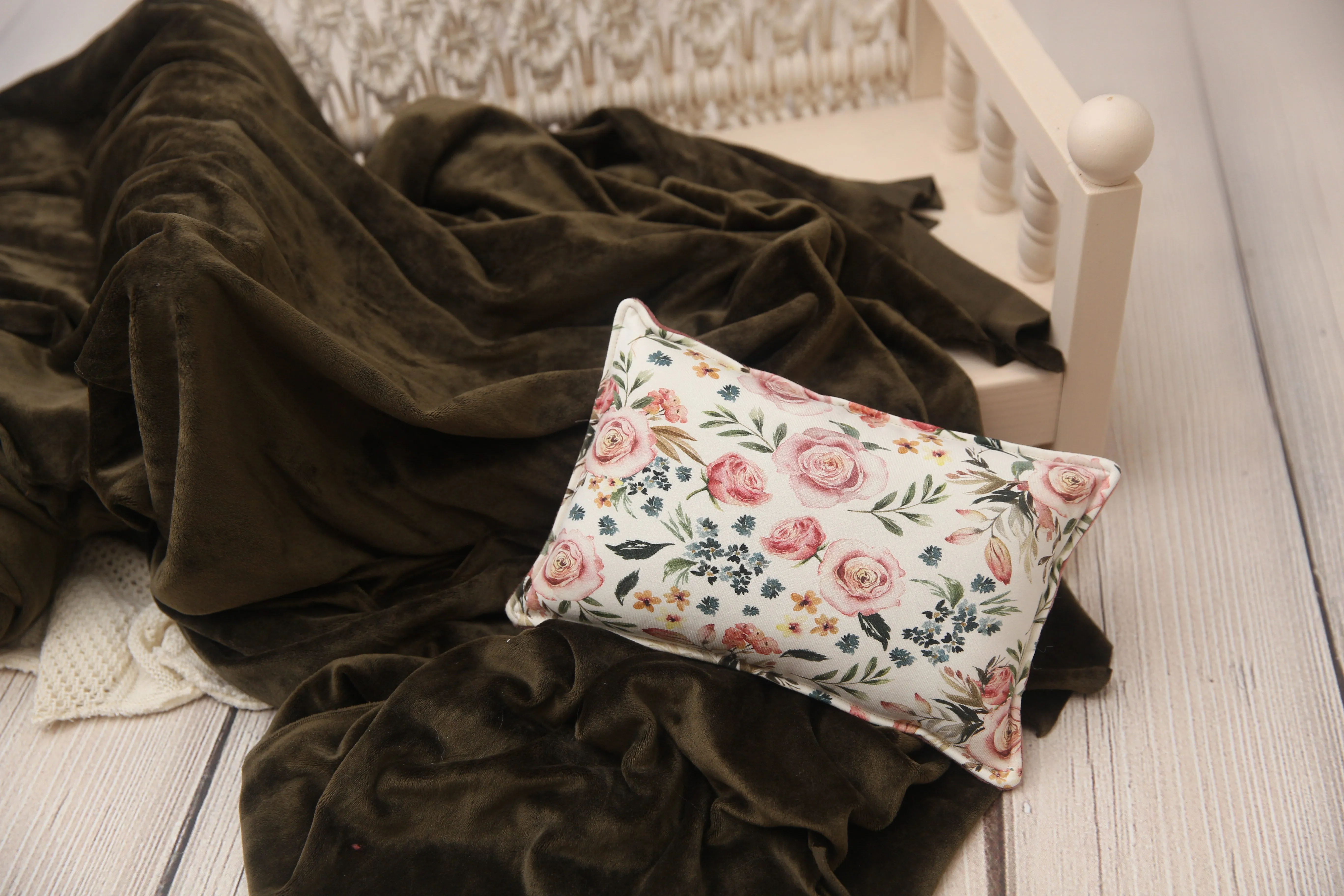 Roses REVERSIBLE 2 Color Mattress/Pillow Set- MADE TO ORDER